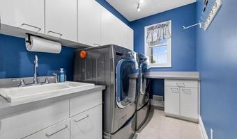 13124 White Oaks, Argentine, MI 48436