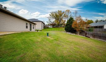 1832 Milburn Dr, Benton, AR 72015