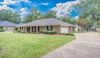 4101 Lakeway Cir, Benton, LA 71006