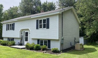 207 Belfast Rd, Albion, ME 04910
