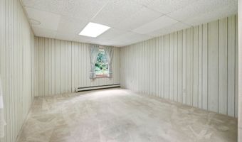 18 Ring Hill Rd, Bradford, NH 03221