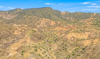 34 Rincon Canada, Abiquiu, NM 87510