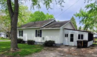 726 Pennsylvania Ave, Alma, MI 48801