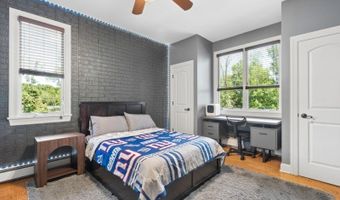 3 Buckingham Rd, Bayonne, NJ 07035