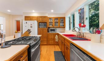 390 Front St, Bath, ME 04530