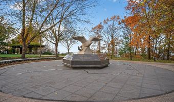 10 E Garfield Ave, Atlantic Highlands, NJ 07716