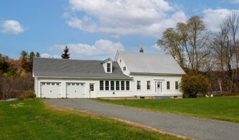 391 Bimson Dr, Barnet, VT 05821