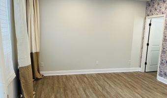 2635 Creekside Dr NW, Atlanta, GA 30318