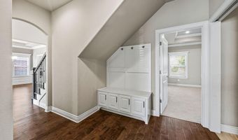 702 SE Eaton St, Bentonville, AR 72712