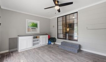 4645 N Hillcrest St, Bel Aire, KS 67220
