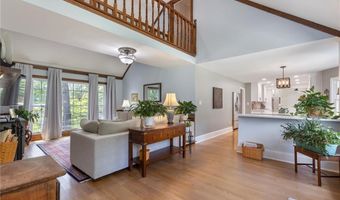 3774 Hunters Chase Ct, Peachtree Corners, GA 30096
