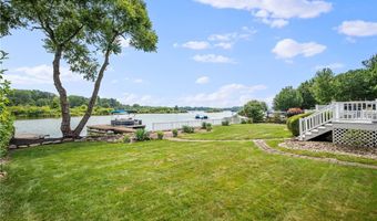 843 Nautilus Trl, Aurora, OH 44202