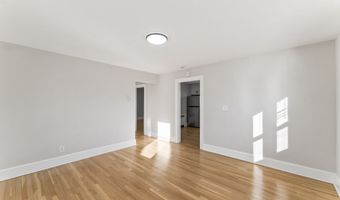 11 Roger Ave, Danbury, CT 06810