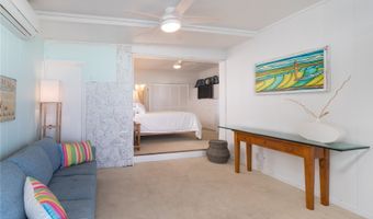 1276 Mokulua Dr, Kailua, HI 96734