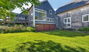 18 Cobb Rd, Belfast, ME 04915