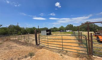 365 County Road 1180, Alvord, TX 76225