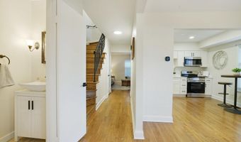 3135 14TH St S, Arlington, VA 22204