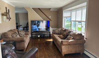 54 S Emerson Ave, Amity Harbor, NY 11701