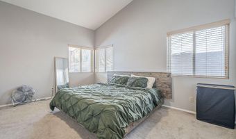 751 W SARAGOSA St, Chandler, AZ 85225