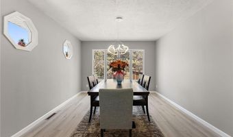 13804 Euclid Ct, Apple Valley, MN 55124