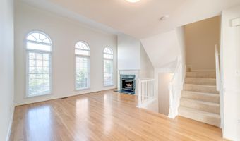 4656 KIRKLAND Pl, Alexandria, VA 22311