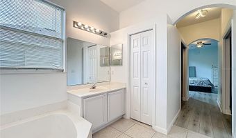 2421 CIMMARON ASH Way, Apopka, FL 32703