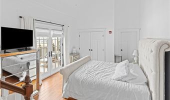 1000 Chapel View Blvd 313, Cranston, RI 02920