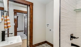 515 E 21ST St, Cheyenne, WY 82001