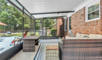 3301 WESTGATE Dr, Albany, GA 31707