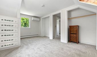 10 Standley St, Beverly, MA 01915