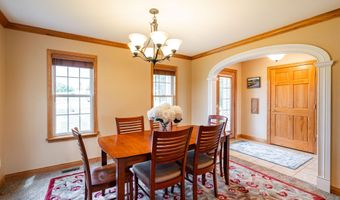 8866 Deer Run Dr, Allenton, WI 53002