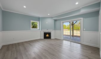01 Sunrise Rd, Danbury, CT 06811