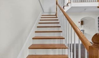 102 Market 3, Amesbury, MA 01913