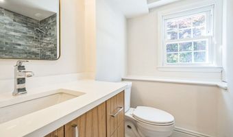 56 Glad Valley Dr, Billerica, MA 01821