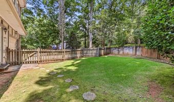 372 Woodhaven Dr, Athens, GA 30606