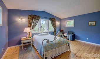 2825 Harrell Hill Rd, Bakersville, NC 28705