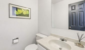 7556 PEPPERELL Dr, Bethesda, MD 20817