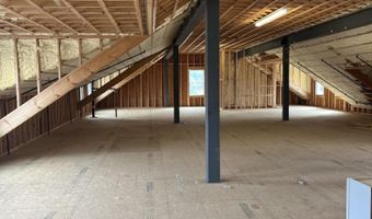 1 Trowbridge Rd, Bourne, MA 02532