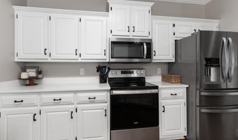 65 CAMELOT Ln, Anniston, AL 36207