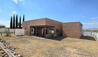 3173 W Green Park Dr, Benson, AZ 85602