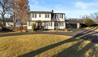 722 E 18th St, Ada, OK 74820