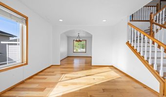 375 McClure Ave, Astoria, OR 97103