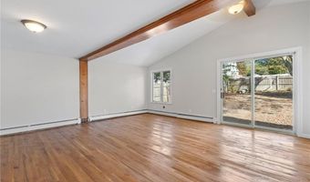 400 Schooner Ave, Jamestown, RI 02835