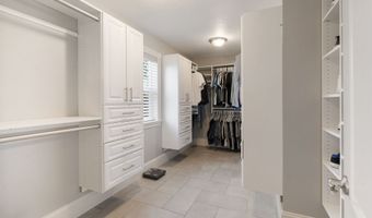 16909 SW MARCILE Ln, Beaverton, OR 97007