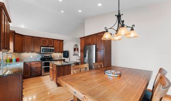 4732 N PROVIDENCE Ave 301, Appleton, WI 54913