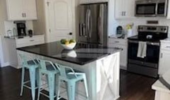 5608 Allerton Dr, Ames, IA 50014