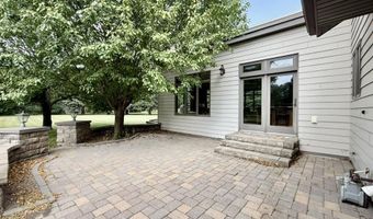 12959 Ironwood Dr, Aberdeen, SD 57401