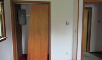 137 Union St, Belfast, ME 04915