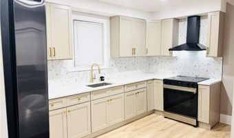 942 12th S, Allentown, PA 18103