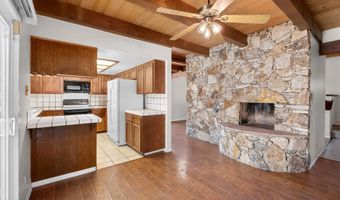 2827 N Victoria Dr, Alpine, CA 91901